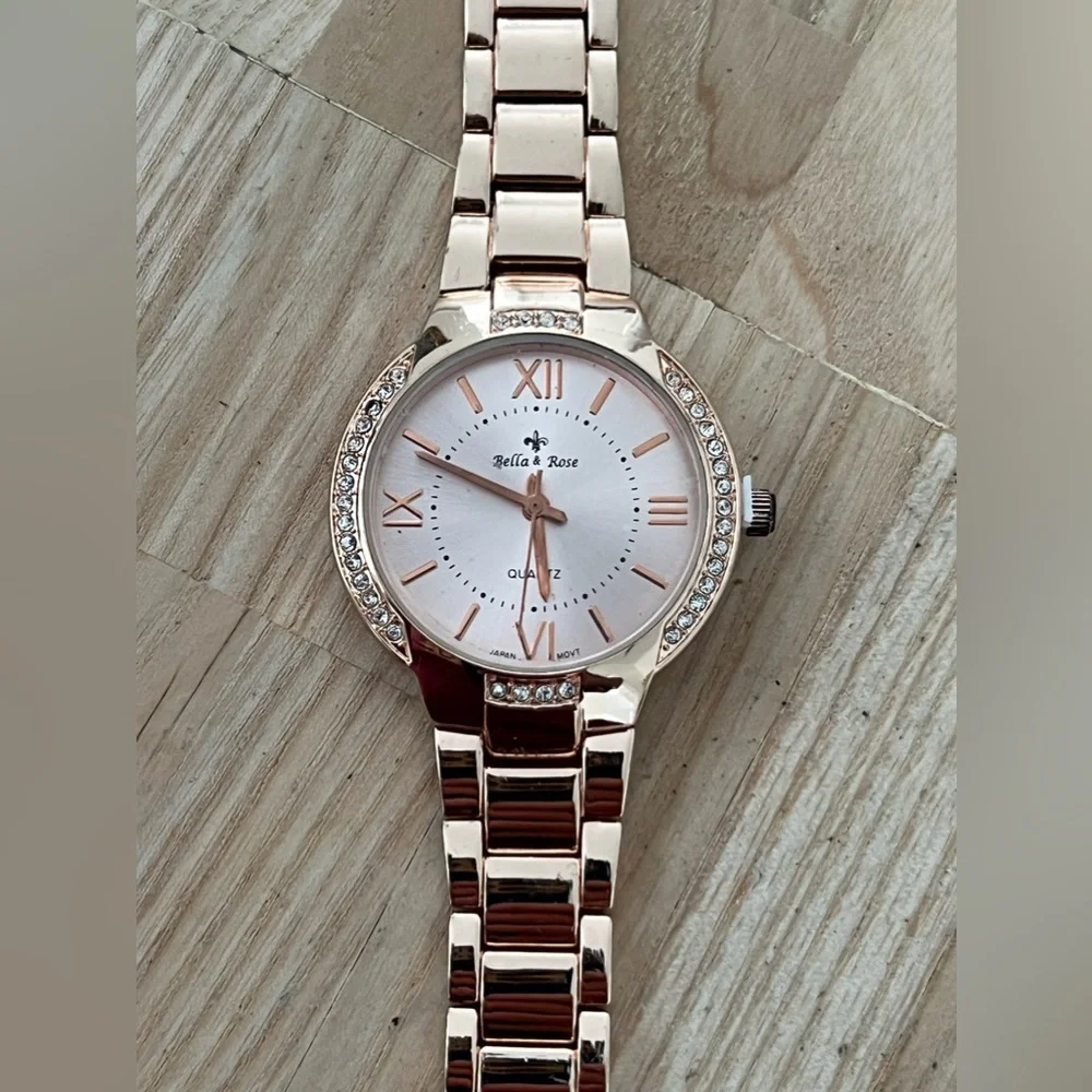 Fashion Watch Bella & Rose Brand - Picture 3 of 11